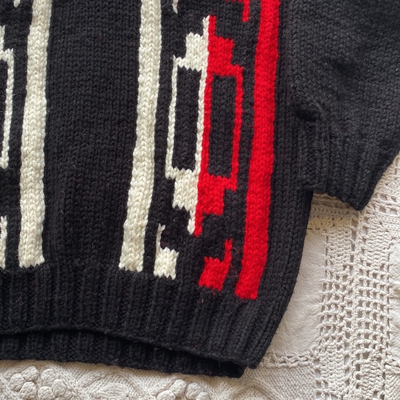 South American hand knit sweater - Picture 3 of 4